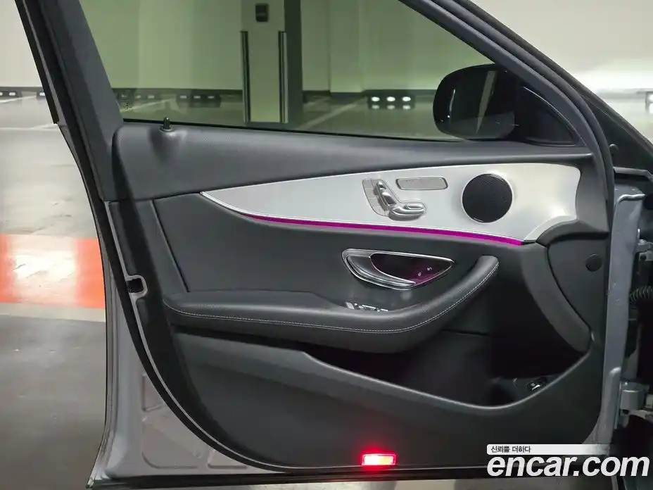 Mercedes-Benz E-Class 2021 2.0 Автомат в Москве № 194091, фото 7