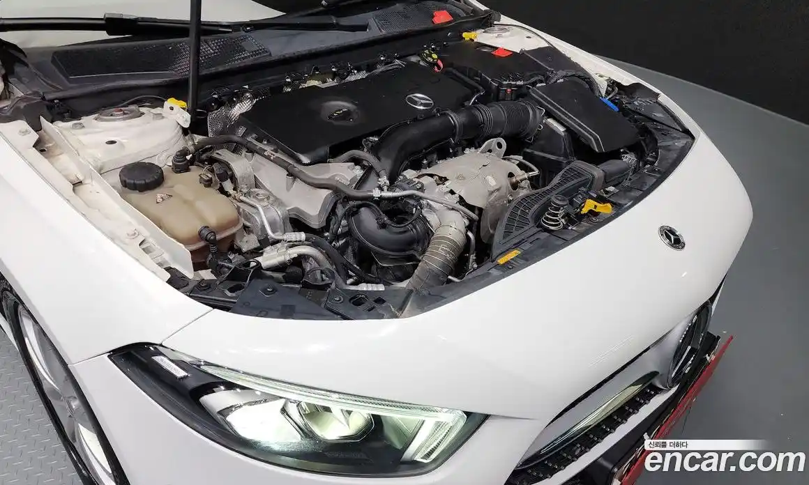 Mercedes-Benz A-Class 2020 2.0 Автомат в Москве № 194440, фото 20