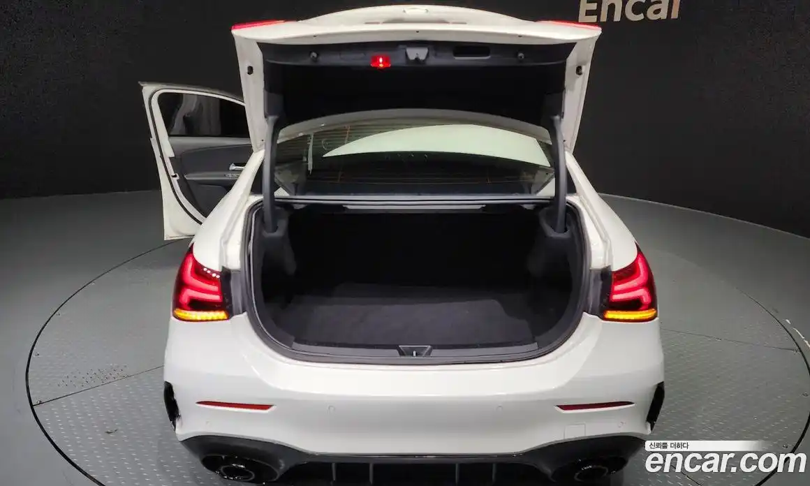 Mercedes-Benz A-Class 2020 2.0 Автомат в Москве № 194440, фото 6