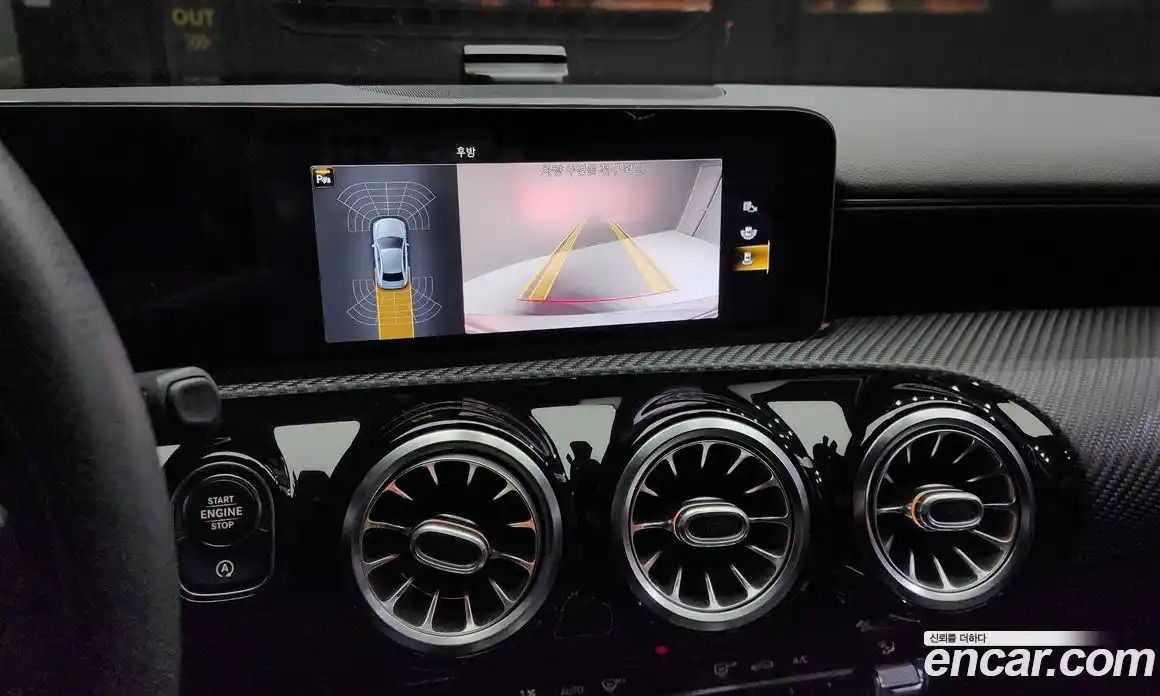 Mercedes-Benz A-Class 2020 2.0 Автомат в Москве № 194440, фото 9