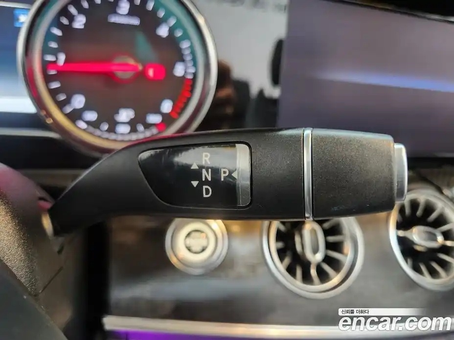 Mercedes-Benz E-Class 2018 1.9 Автомат в Москве № 194510, фото 9