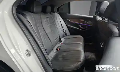 Mercedes-Benz E-Class 2019 2.0 Автомат в Москве № 194856, миниатюра 4