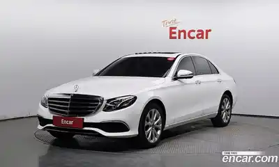 Mercedes-Benz E-Class 2018 2.0 Автомат в Москве № 195295, миниатюра 3