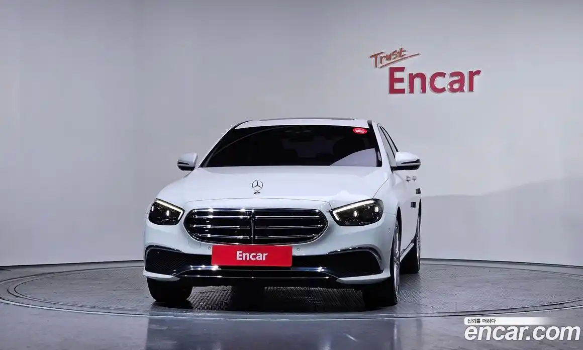 Mercedes-Benz E-Class 2022 1.9 Автомат в Москве № 195377, фото 16