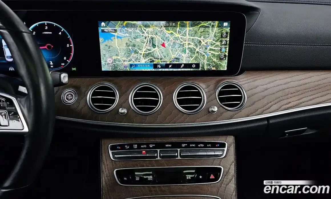 Mercedes-Benz E-Class 2022 1.9 Автомат в Москве № 195377, фото 4