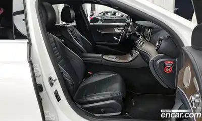 Mercedes-Benz E-Class 2022 1.9 Автомат в Москве № 195377, миниатюра 6