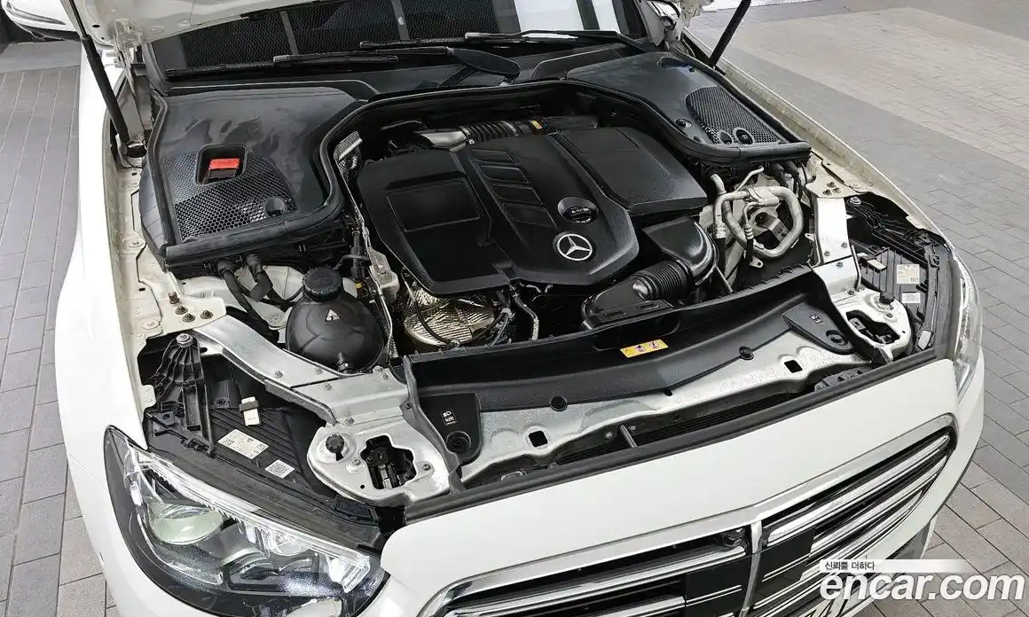 Mercedes-Benz E-Class 2022 1.9 Автомат в Москве № 195377, фото 9