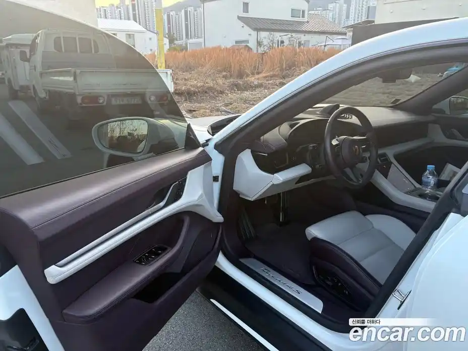 Porsche Taycan 2025 Автомат в Москве № 197814, фото 11