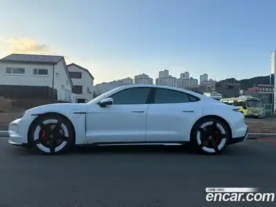 Porsche Taycan 2025 Автомат в Москве № 197814, миниатюра 5