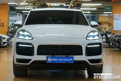 Porsche Cayenne 2019 3.0 Автомат в Москве № 197947, миниатюра 3