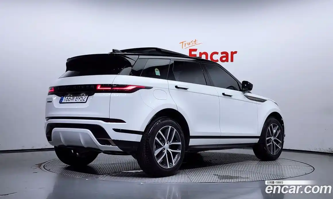 Land Rover Range-Rover Evoque 2025 2.0 Автомат в Москве № 198073, фото 13