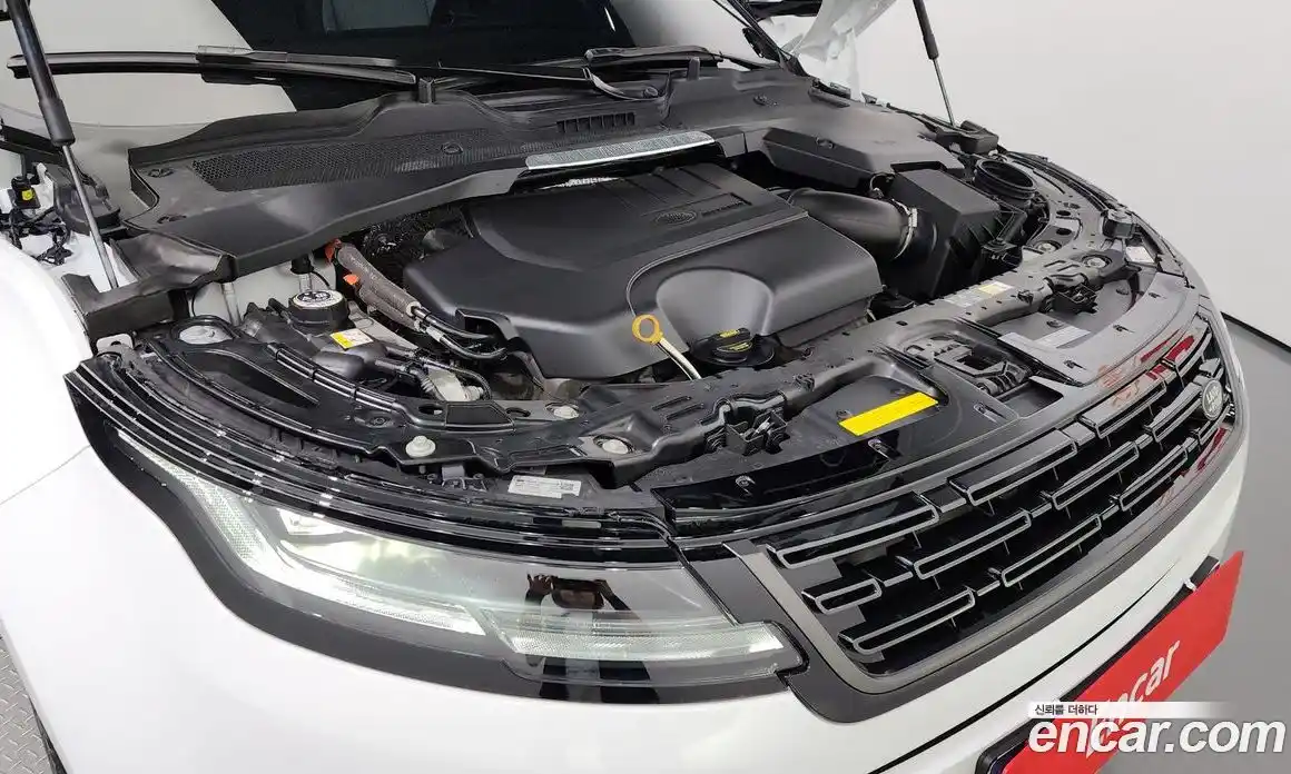 Land Rover Range-Rover Evoque 2025 2.0 Автомат в Москве № 198073, фото 16