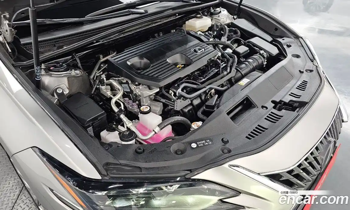 Lexus ES 2025 2.5 Автомат в Москве № 198840, фото 13