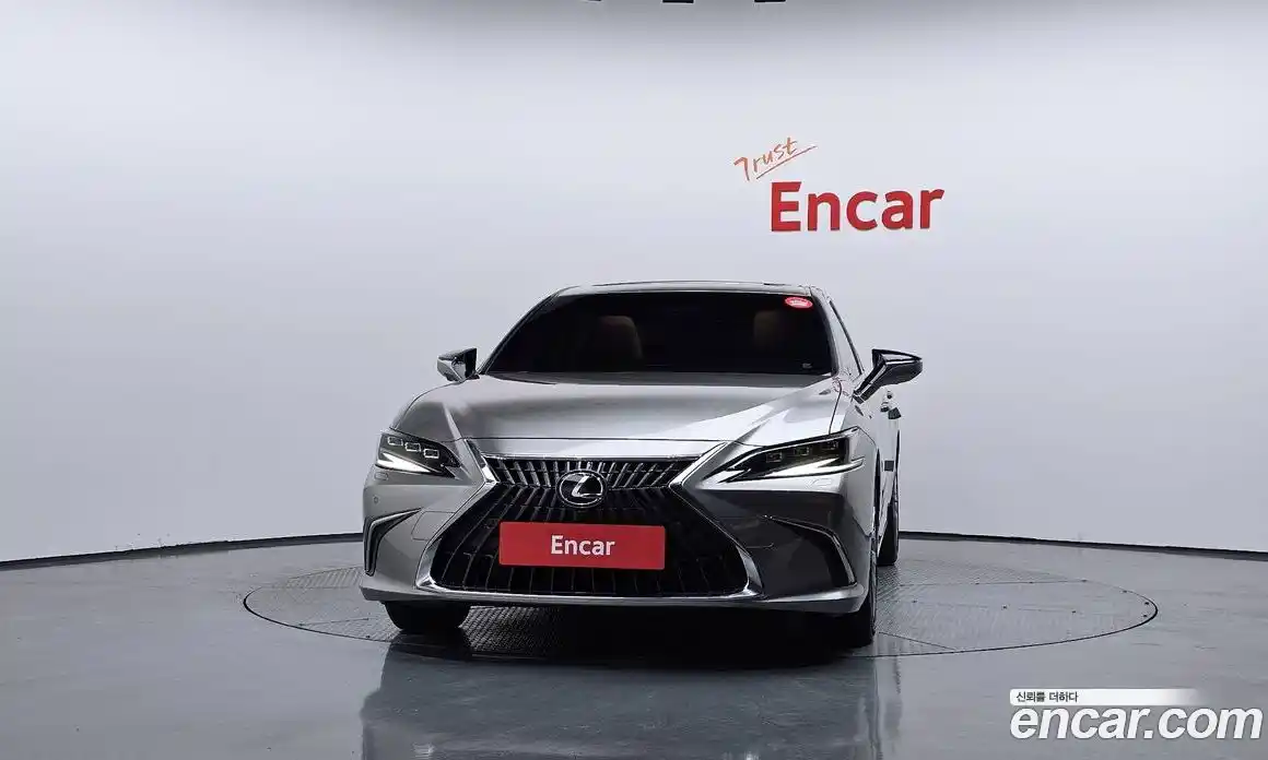 Lexus ES 2025 2.5 Автомат в Москве № 198840, фото 16