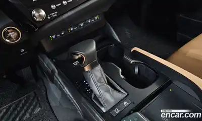 Lexus ES 2025 2.5 Автомат в Москве № 198840, миниатюра 3