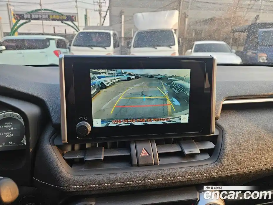 Toyota RAV4 2024 2.5 Автомат в Москве № 199564, фото 13