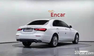 Mercedes-Benz E-Class, 2023