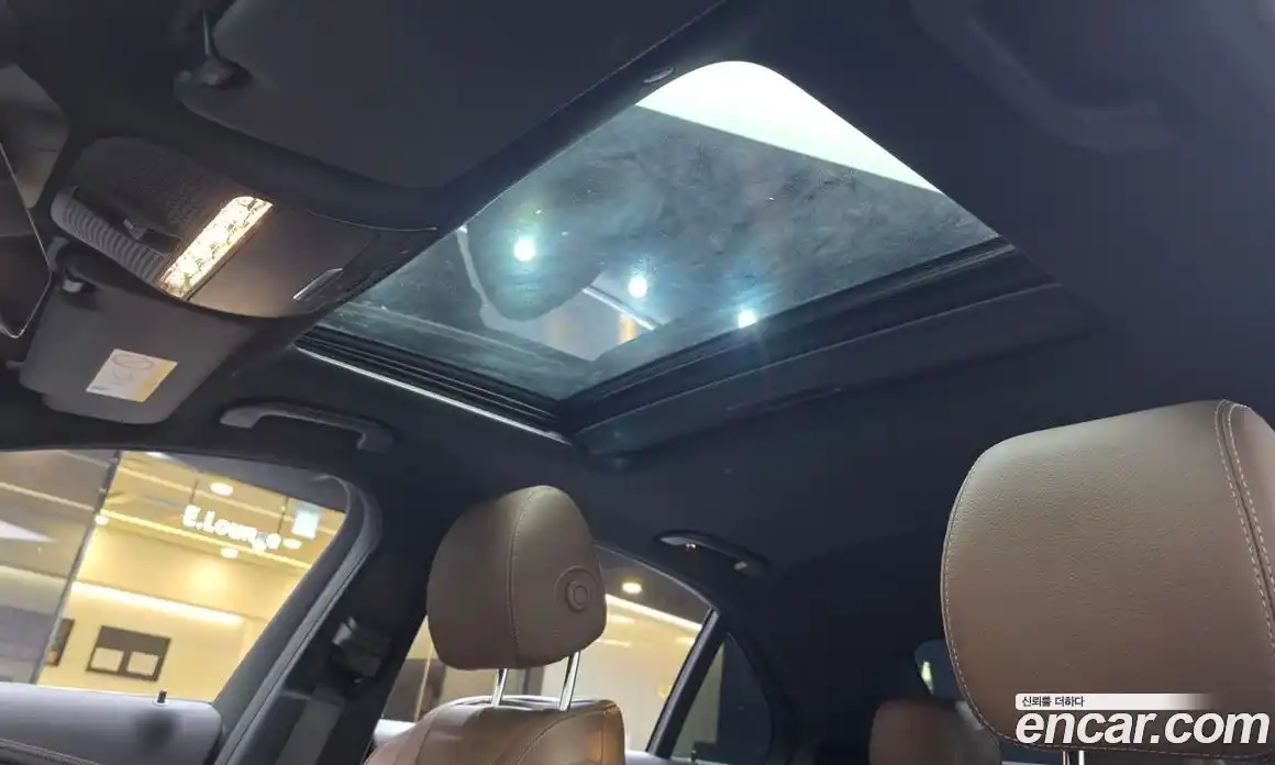 Mercedes-Benz E-Class 2023 2.0 Автомат в Москве № 203930, фото 19