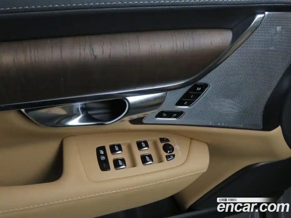 Volvo S90 2024 2.0 Автомат в Москве № 205309, фото 11