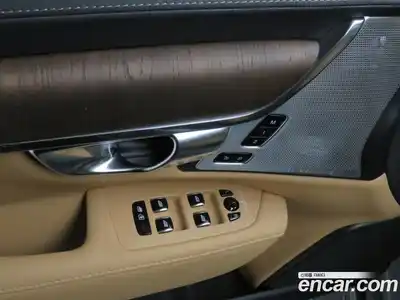 Volvo S90 2024 2.0 Автомат в Москве № 205309, миниатюра 11