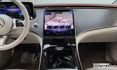 Mercedes-Benz EQE, 2024