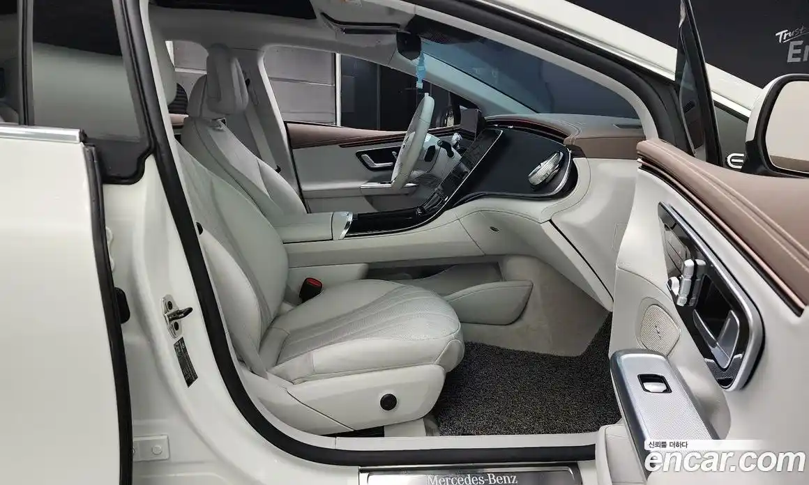 Mercedes-Benz EQE 2024 0.3 Автомат в Москве № 206667, фото 20