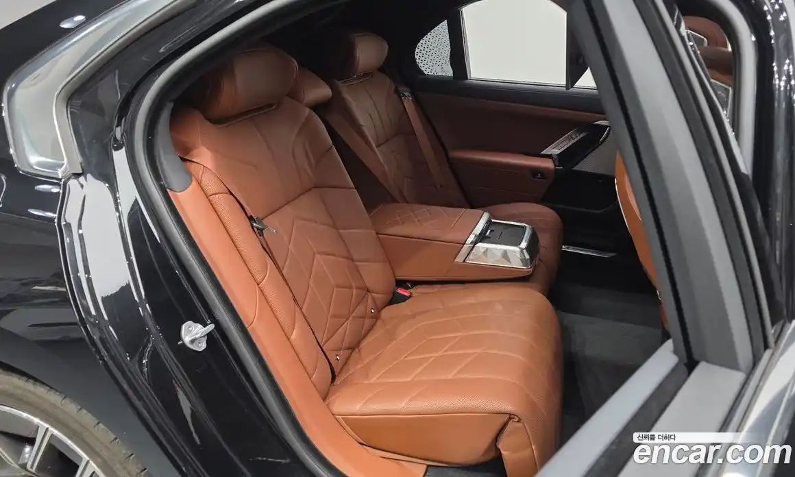 BMW 7-Series 2024 3.0 Автомат в Москве № 210683, фото 3