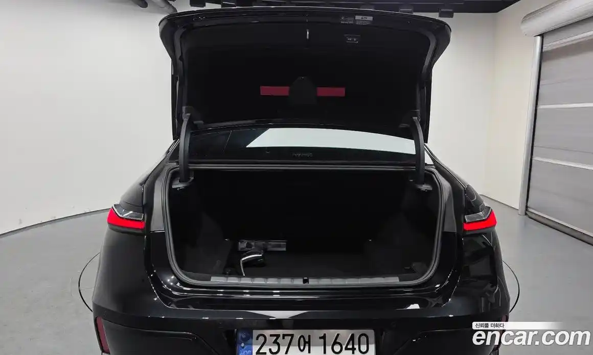 BMW 7-Series 2024 3.0 Автомат в Москве № 210683, фото 4