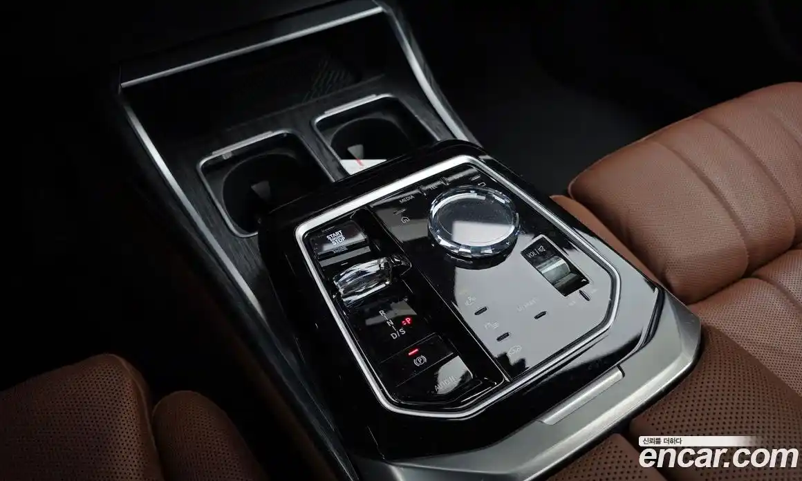 BMW 7-Series 2024 3.0 Автомат в Москве № 210683, фото 6