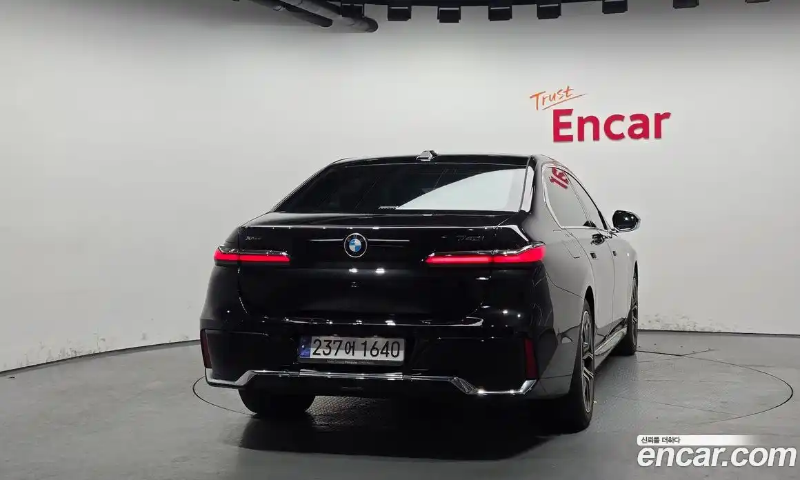 BMW 7-Series 2024 3.0 Автомат в Москве № 210683, фото 9