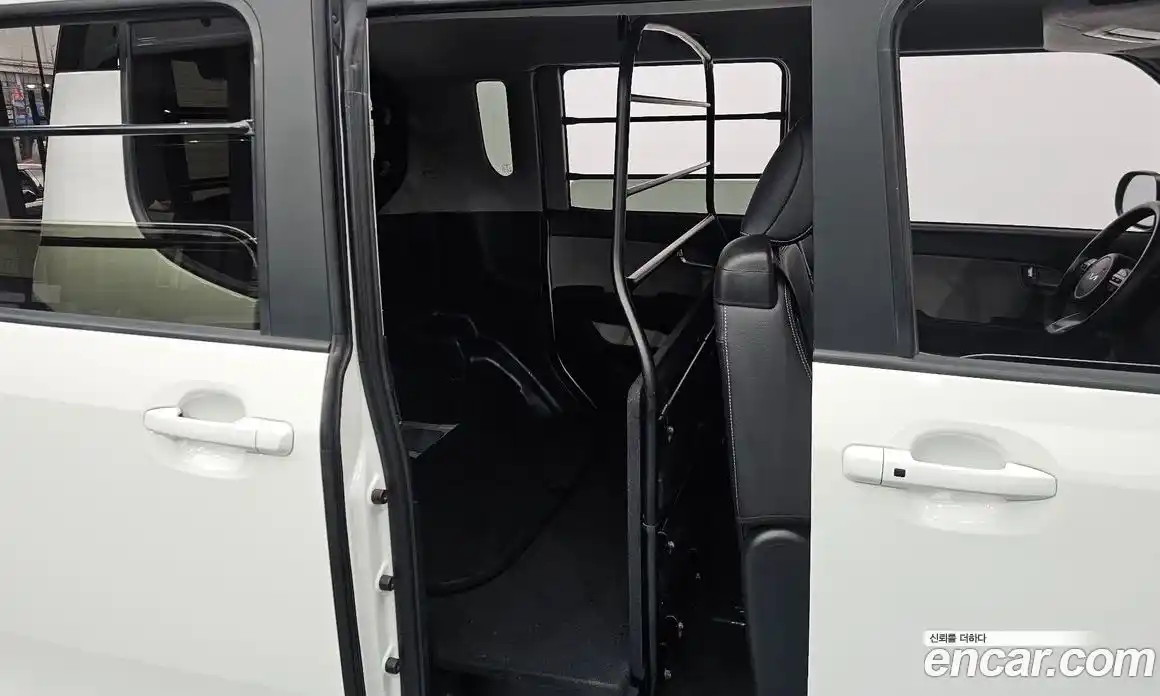 Kia Ray 2023 1.0 Автомат в Москве № 21115, фото 11