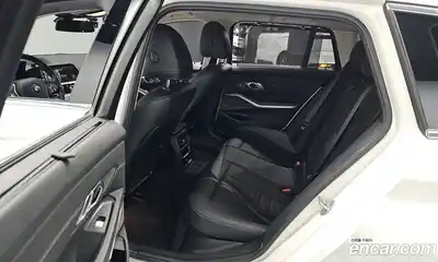 BMW 3-Series 2021 2.0 Автомат в Москве № 211393, миниатюра 11