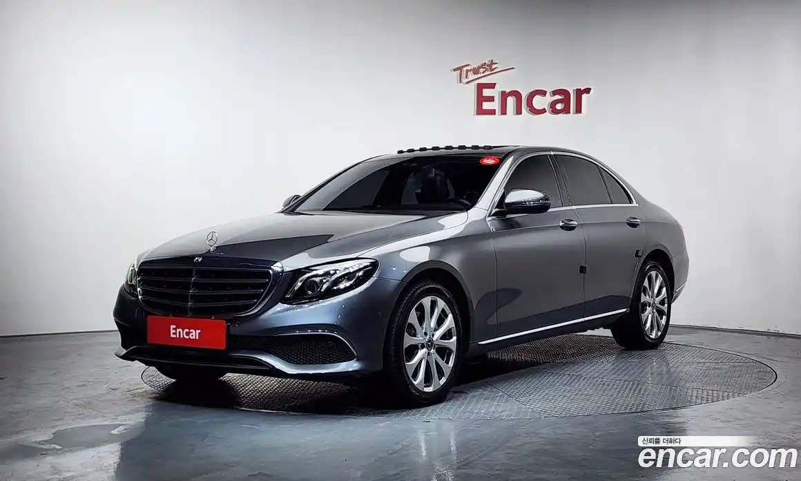 Mercedes-Benz E-Class 2020 1.9 Автомат в Москве № 212166, фото 19