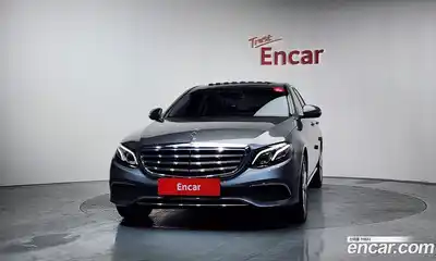 Mercedes-Benz E-Class 2020 1.9 Автомат в Москве № 212166, миниатюра 4