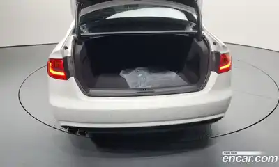 Audi A4 2014 2.0 Автомат в Москве № 212601, миниатюра 10