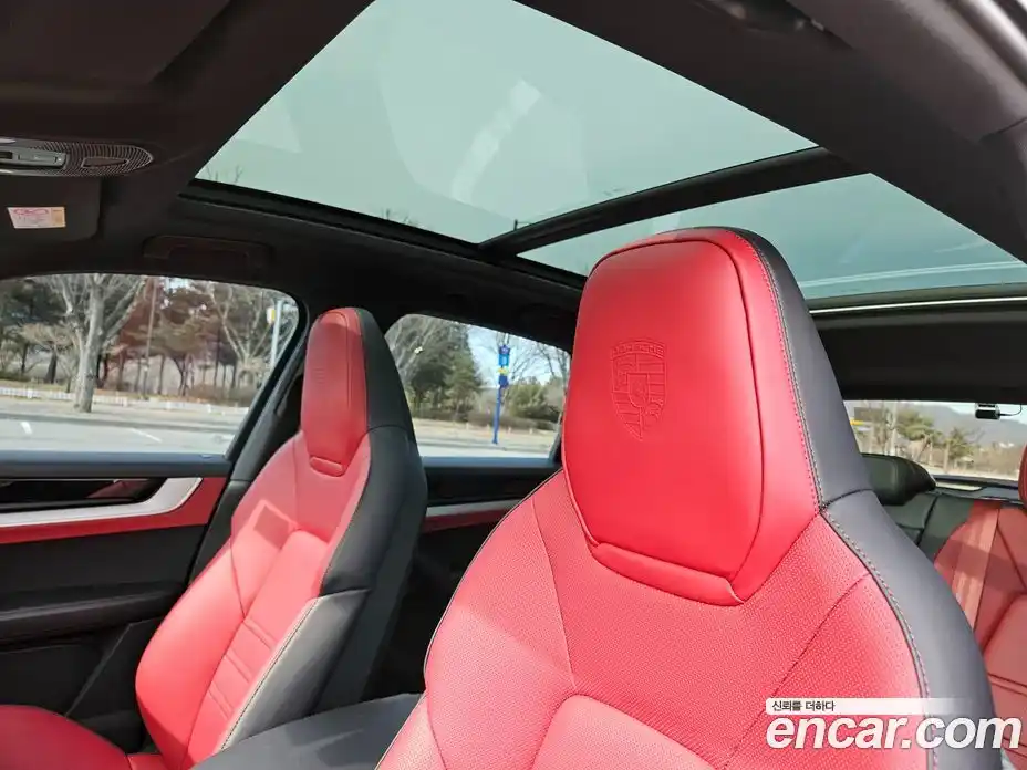 Porsche Cayenne 2024 3.0 Автомат в Москве № 212962, фото 16