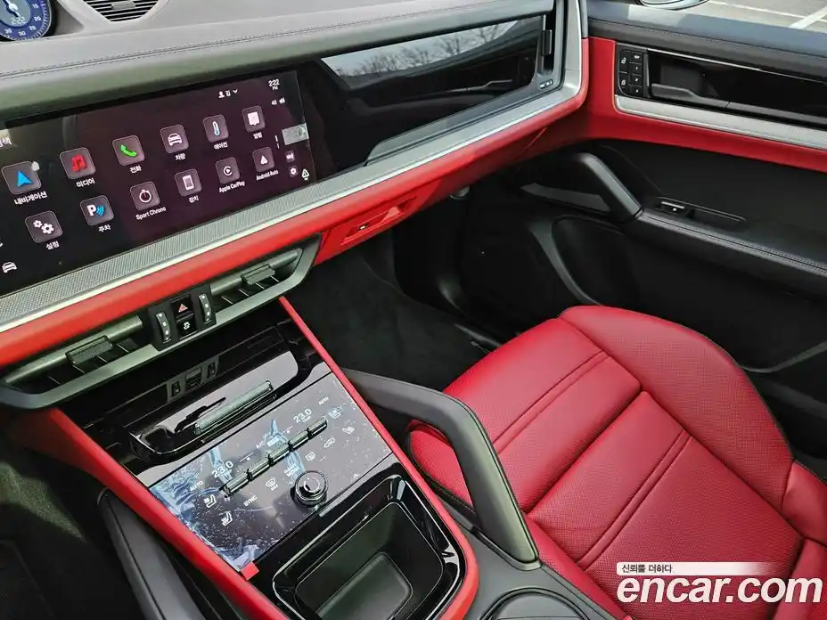 Porsche Cayenne 2024 3.0 Автомат в Москве № 212962, фото 17