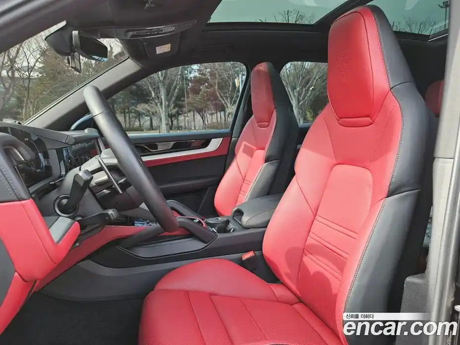 Porsche Cayenne 2024 3.0 Автомат в Москве № 212962, фото 10