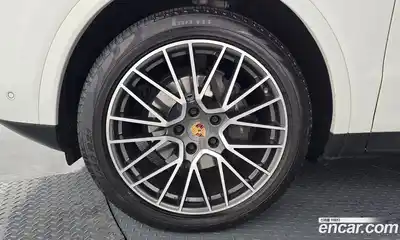 Porsche Cayenne 2021 3.0 Автомат в Москве № 213184, миниатюра 5