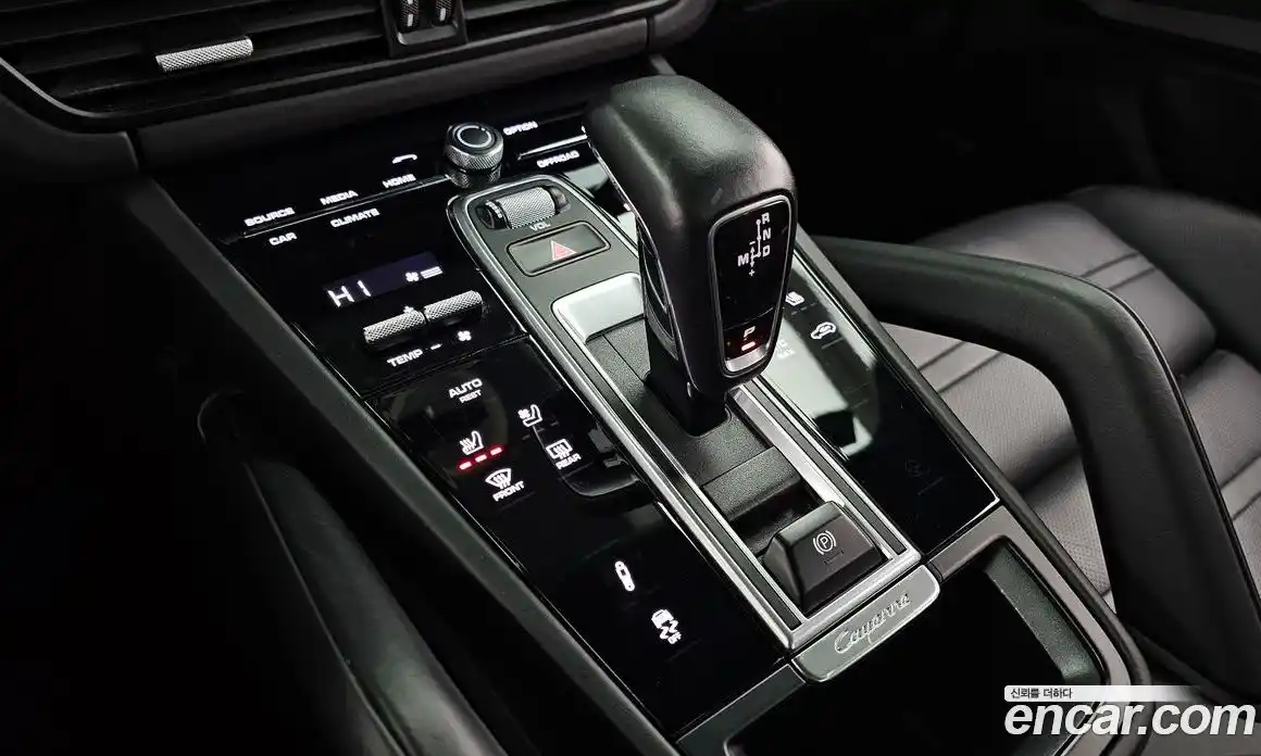 Porsche Cayenne 2020 3.0 Автомат в Москве № 213283, фото 14