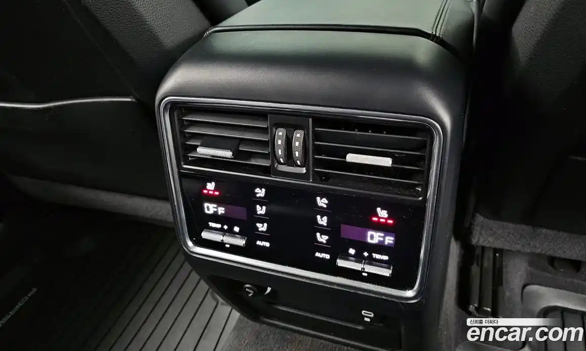 Porsche Cayenne 2020 3.0 Автомат в Москве № 213283, фото 7