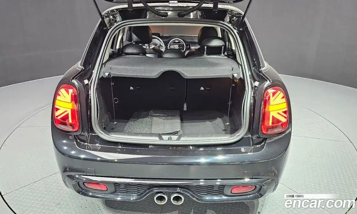 Mini Cooper 2021 2.0 Автомат в Москве № 214103, фото 12