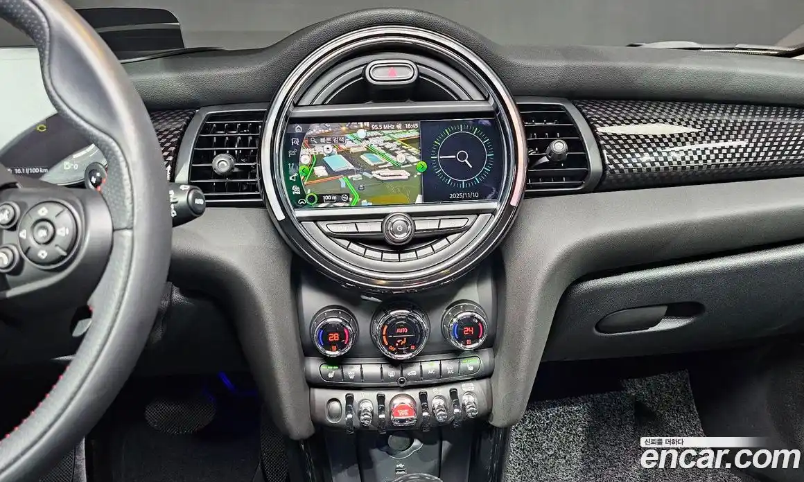 Mini Cooper 2021 2.0 Автомат в Москве № 214103, фото 19