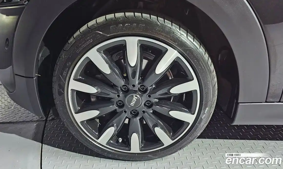 Mini Cooper 2021 2.0 Автомат в Москве № 214103, фото 3