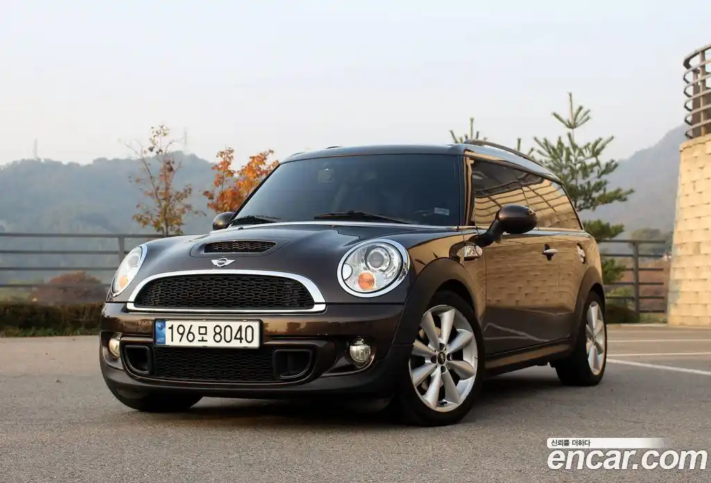Mini Clubman 2011 1.6 Автомат в Москве № 214419, фото 1