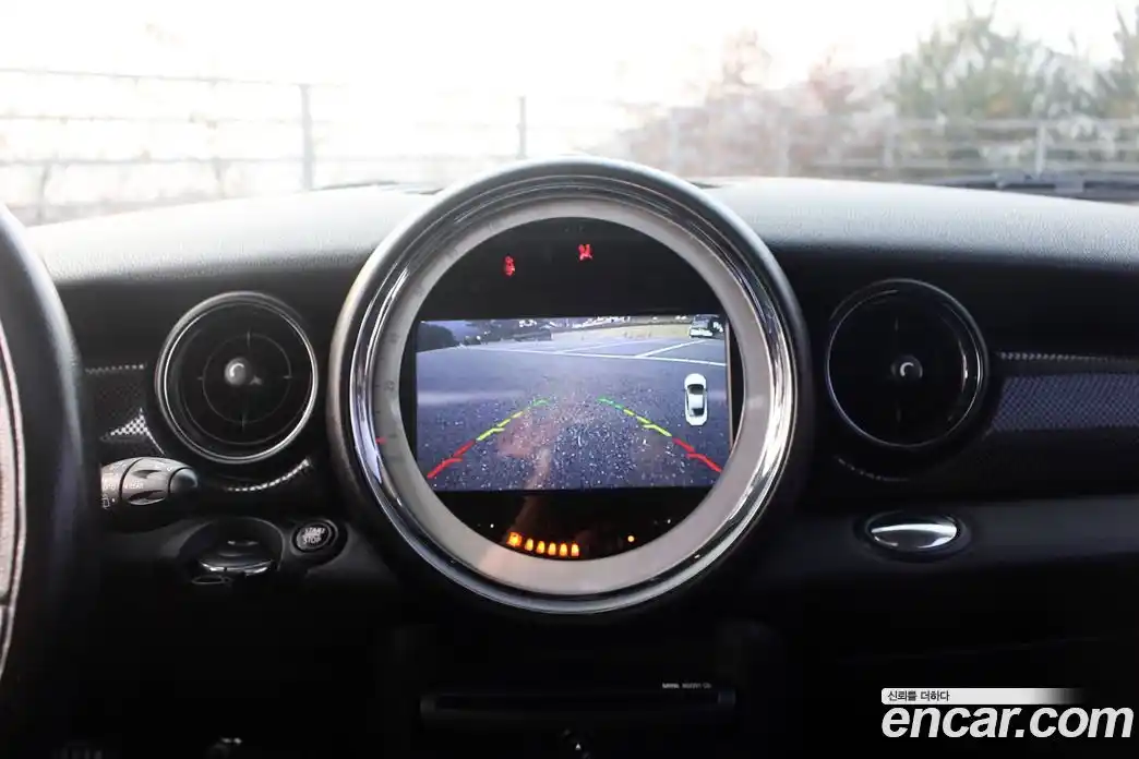 Mini Clubman 2011 1.6 Автомат в Москве № 214419, фото 13