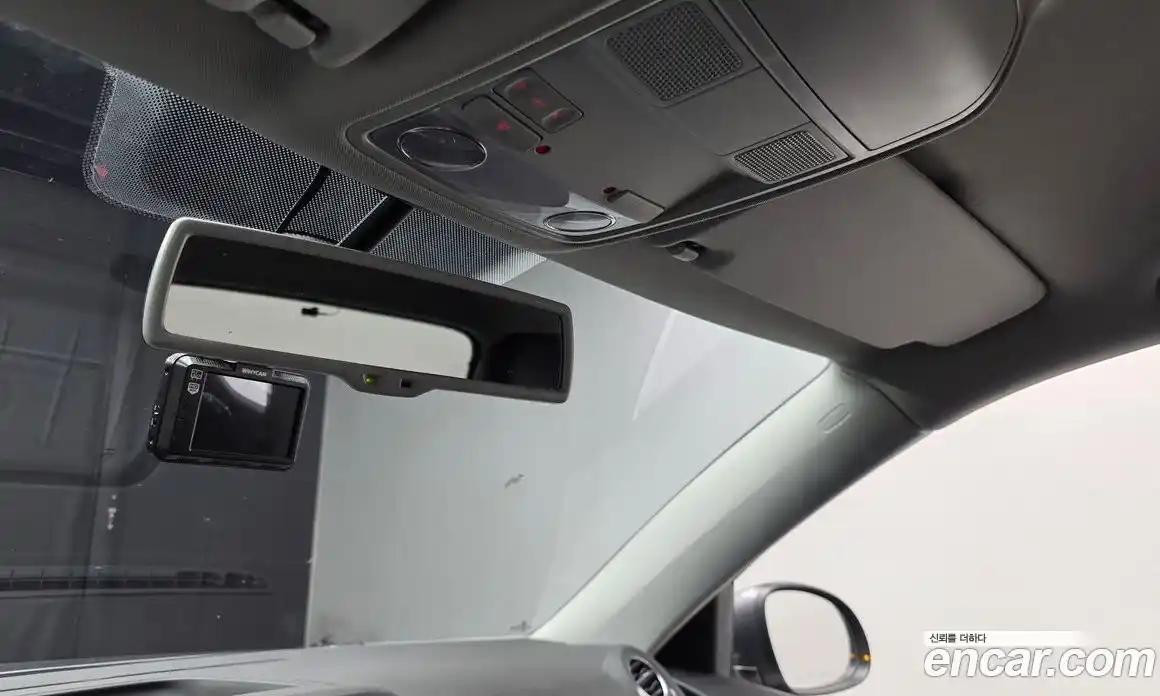 Volkswagen Tiguan 2016 2.0 Автомат в Москве № 215165, фото 6