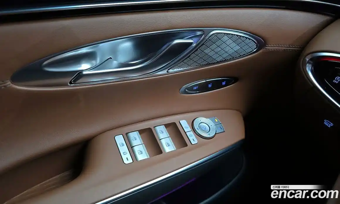 Genesis GV70 2023 2.5 Автомат в Москве № 21525, фото 16