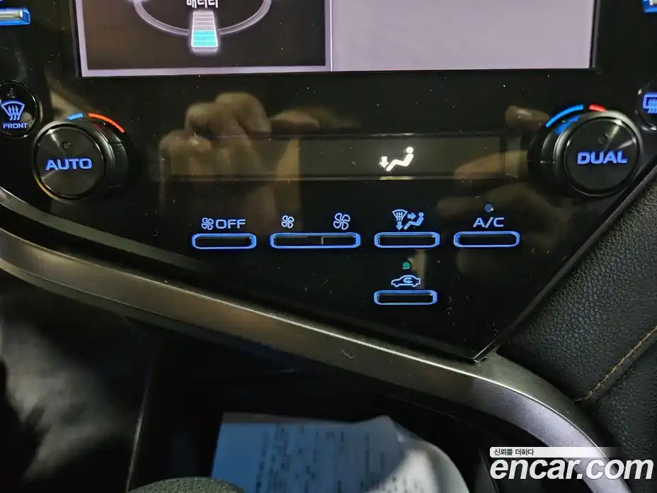 Toyota Camry 2020 2.5 Автомат в Москве № 215662, фото 15