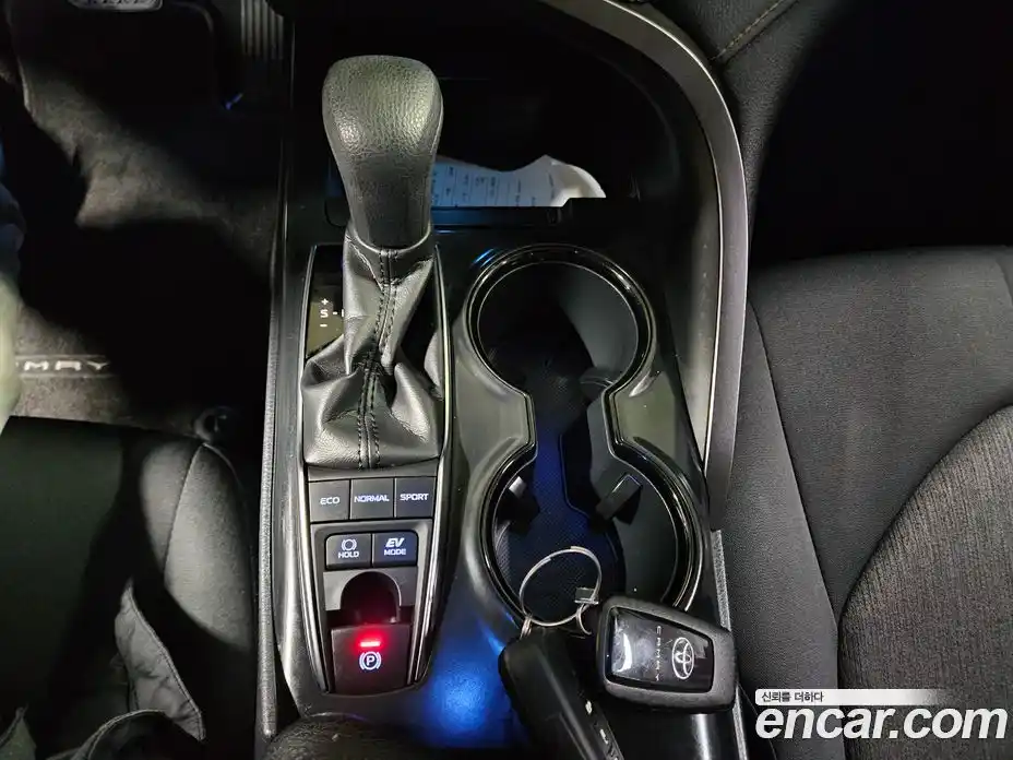 Toyota Camry 2020 2.5 Автомат в Москве № 215662, фото 9